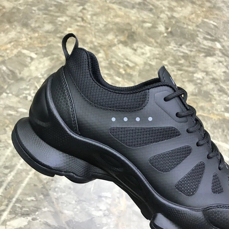 2026 Summer New Men's Casual Shoes, Fly Knit Mesh Breathable Sneakers, Black Lace-Up Platform Sole Versatile Trendy Footwear 6