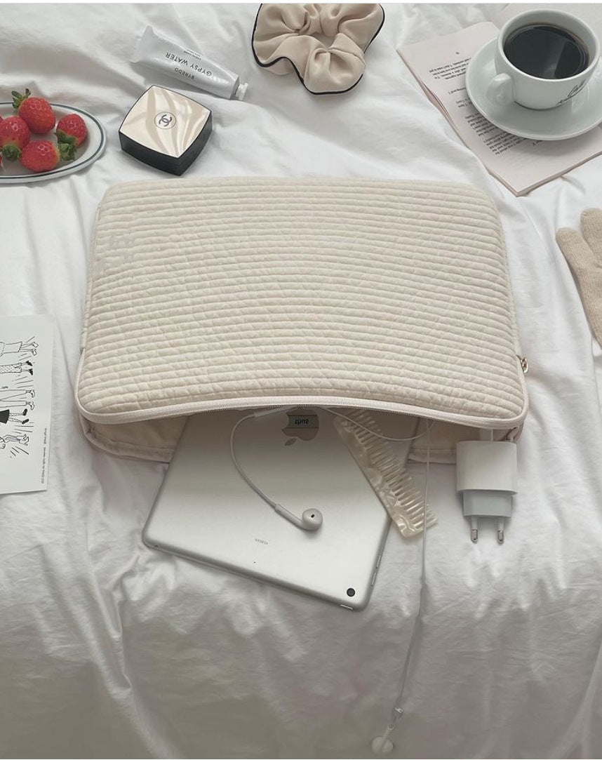 Hand-held Anti-seismic White Black Laptop Bag 4