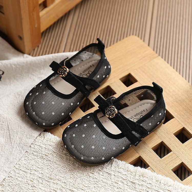 INS French Style Polka Dot Mesh Flats 2026 Summer New Korean Girls Flower Princess Sandals Match Dress 2