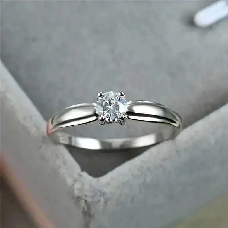 Classic 4-prong Set Round Zirconia Ring For Women 3