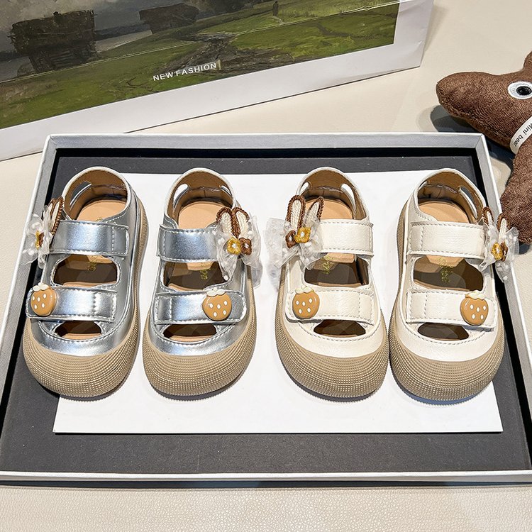 Girl Baby Cute Pendant Sandals Summer New Children's Princess Shoes Baotou Little Girl Soft Soled Shoes 6