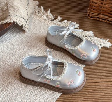 New Arrival Girls' Leather Shoes For Spring And Autumn, Kids' Flat Shoes With Pearls, Bows And Embroidery, Stylish Performance Shoes For Little Girls 4