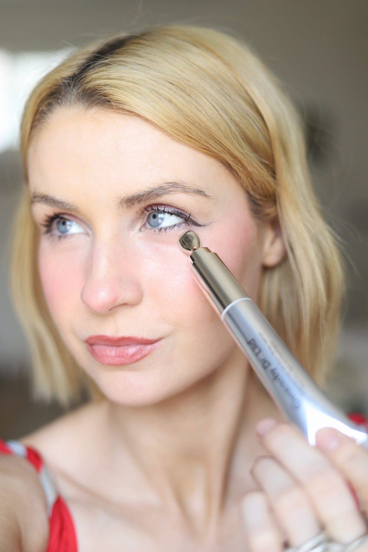 Cooling Depuffing Eye Cream 11