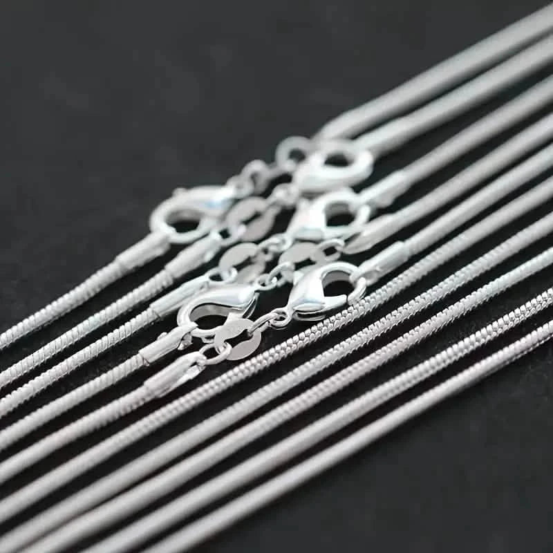 Exquisite Casual Snake Necklace Collarbone Chain Couple Pendant 4