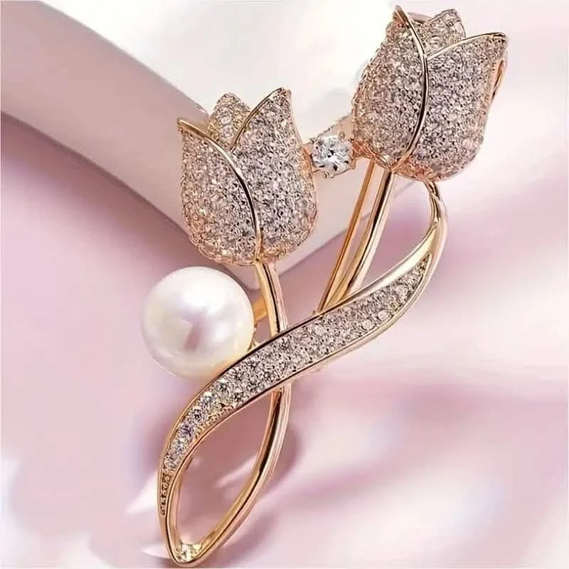 Exquisite Tulip-Shaped Faux Pearl Brooch Adorned with Artificial Diamond 5