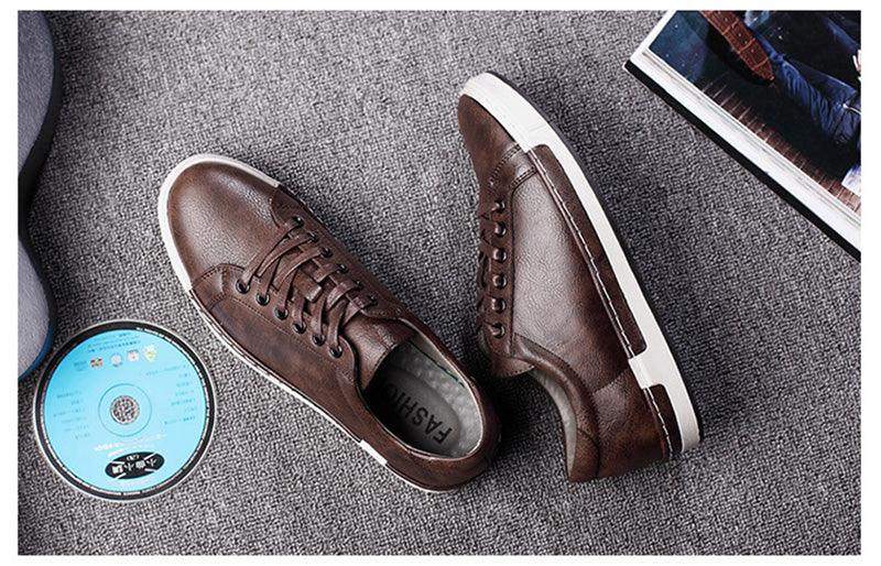 Fashion Leather Mens Shoes Soft High Quality Mens Casual Shoes Flat Footwear Classic Black White Men Fashion Walking Shoes Comfortable Modern Design 15