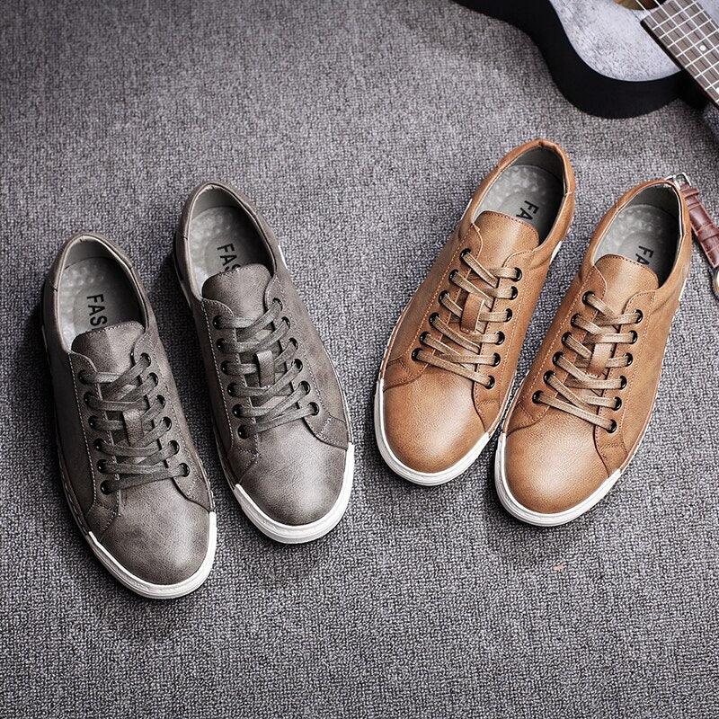 Fashion Leather Mens Shoes Soft High Quality Mens Casual Shoes Flat Footwear Classic Black White Men Fashion Walking Shoes Comfortable Modern Design 5