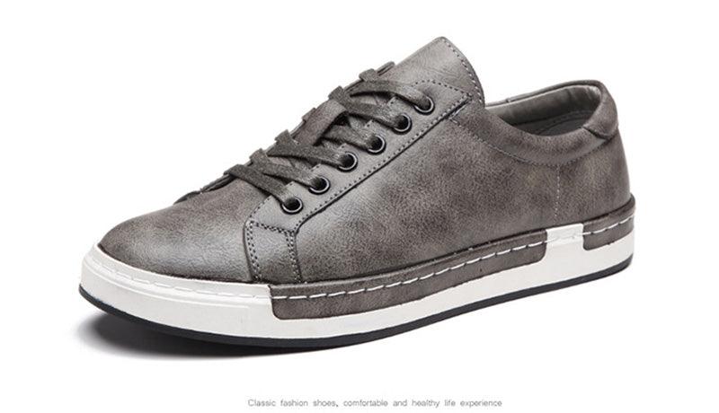 Fashion Leather Mens Shoes Soft High Quality Mens Casual Shoes Flat Footwear Classic Black White Men Fashion Walking Shoes Comfortable Modern Design 7