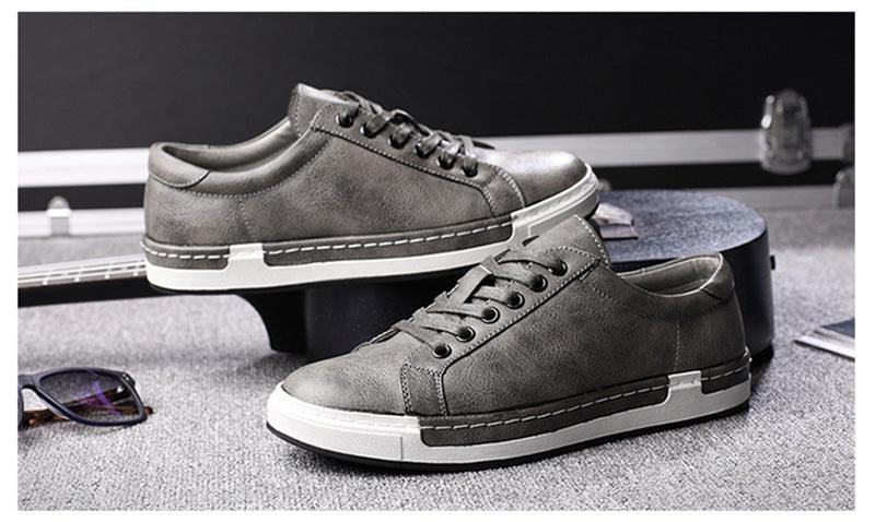 Fashion Leather Mens Shoes Soft High Quality Mens Casual Shoes Flat Footwear Classic Black White Men Fashion Walking Shoes Comfortable Modern Design 11