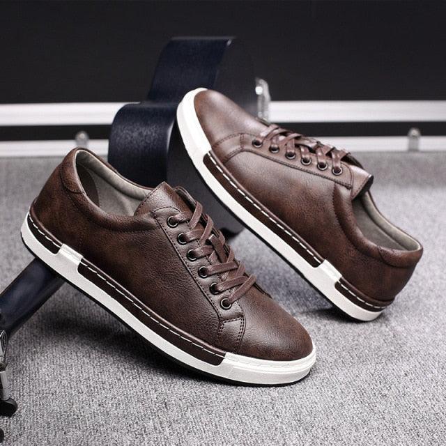 Fashion Leather Mens Shoes Soft High Quality Mens Casual Shoes Flat Footwear Classic Black White Men Fashion Walking Shoes Comfortable Modern Design 9