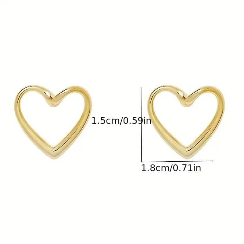 Glossy Hollow Heart Design Stud Earrings 4