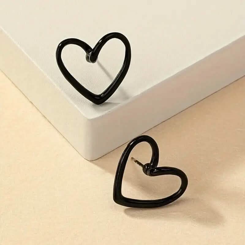Glossy Hollow Heart Design Stud Earrings 5