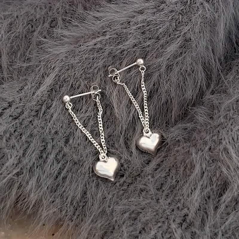 Heart-Shaped Dangle Earrings 6