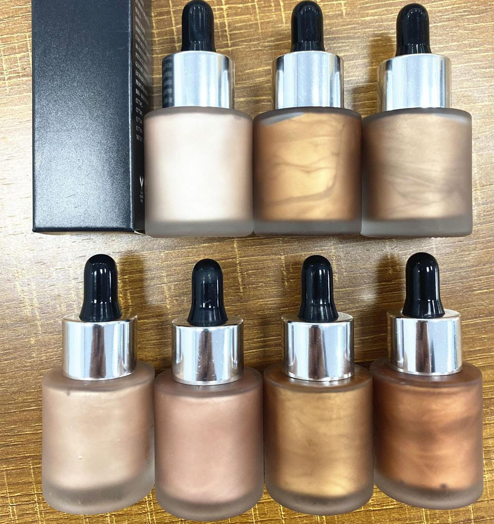Liquid Bronzer Drops for a Dewy Glow 2