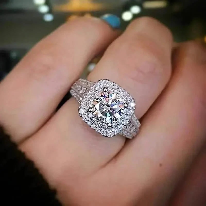 Large Oval Women Synthetic Zirconia Wedding Rings 4