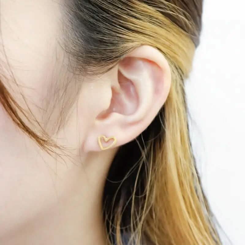 Love Stud Alloy Heart Earrings 3