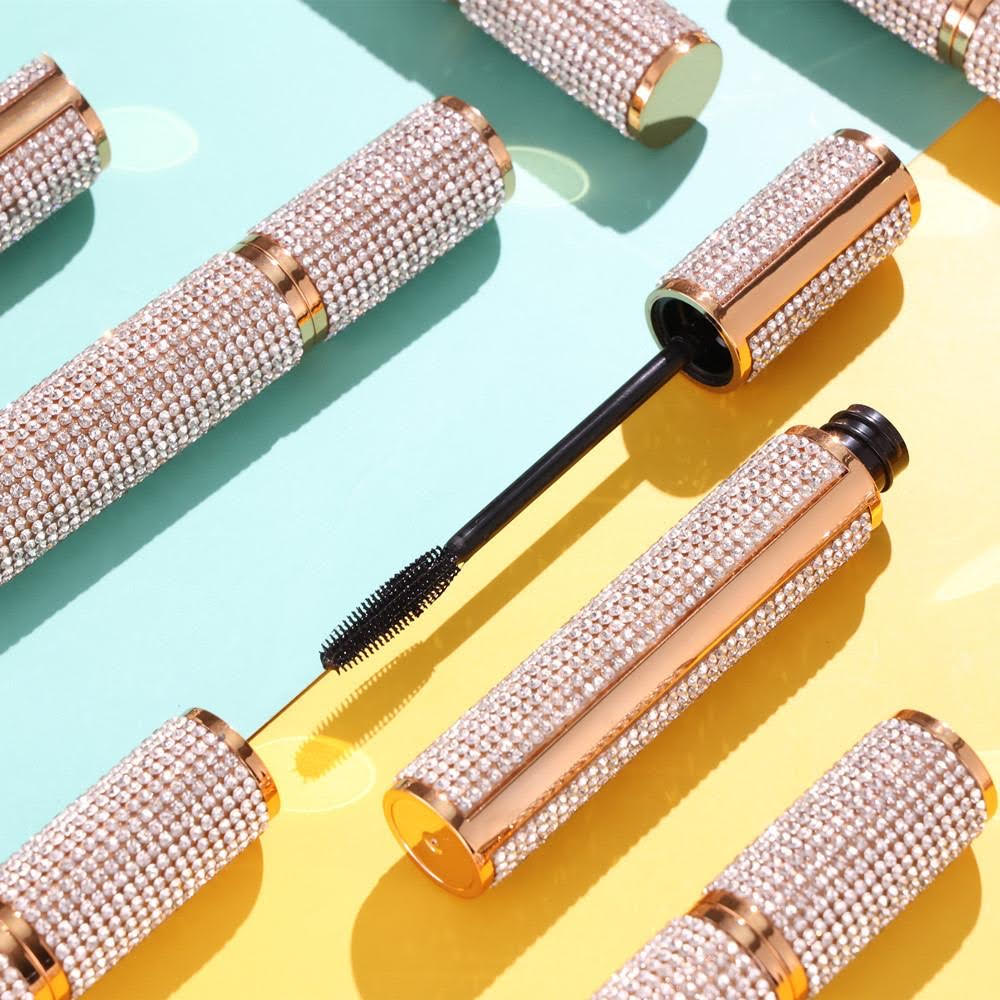 Volumizing Mascara for Sensitive Eyes 25