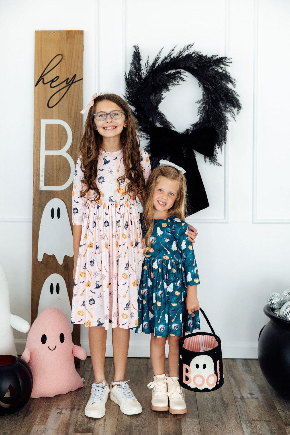 Happy Haunting 3/4 Sleeve Pocket Twirl Dress 3