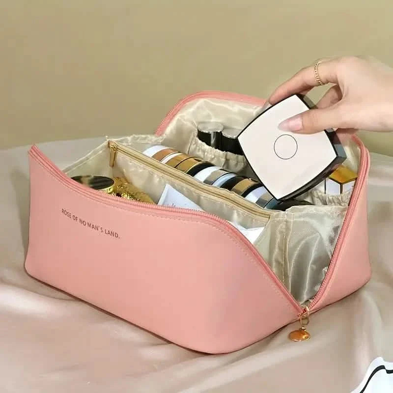 Minimalist Makeup Zipper Pouch 4