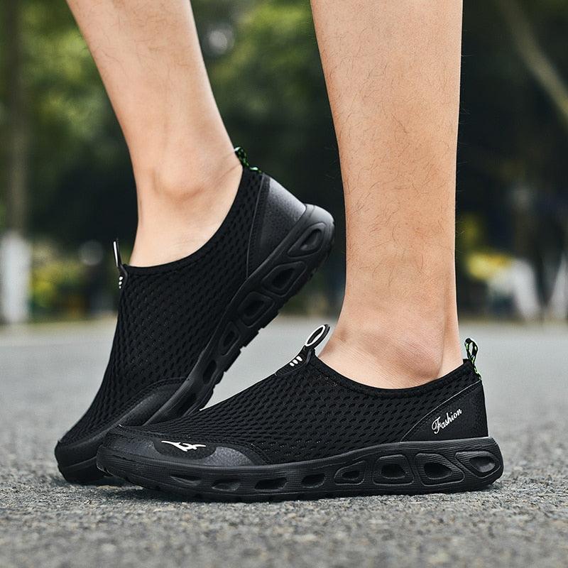 New Mesh Mens Aqua Shoes Outdoor Breathable Quick Dry Water Sneakers Light Anti-Skid Sport Footwear Comfortable Mesh Work Shoes Beach Swim Surf Shoes Water Shoes 3