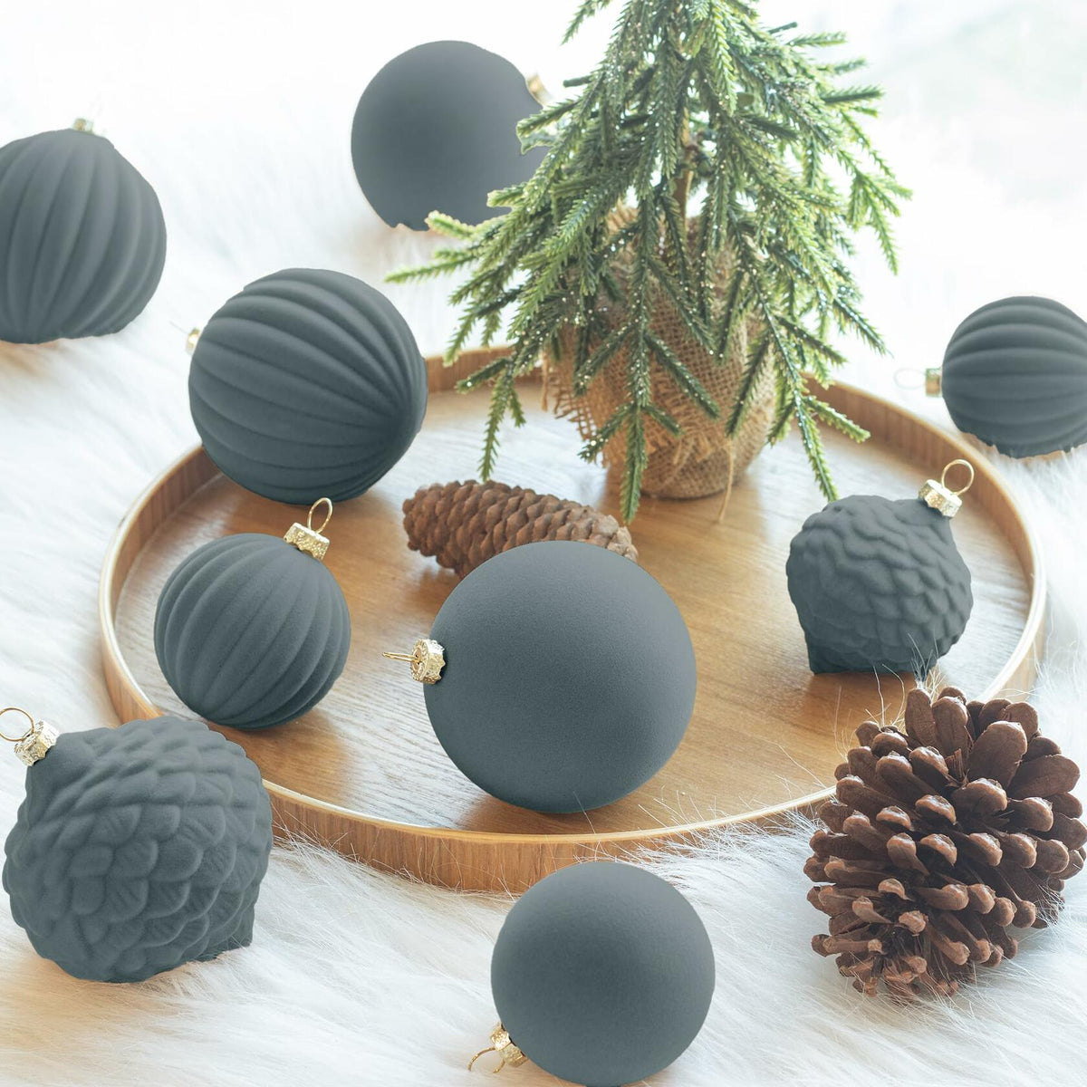 KI Store Velvet Christmas Balls Lux Gray 25pcs Flocked Xmas Tree Decor 5