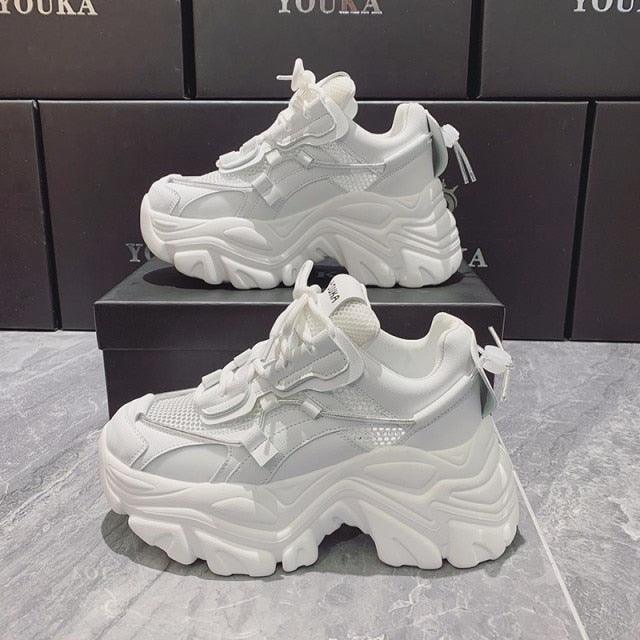 Modern Thick Platform Sneakers White Woman Vulcanize Shoes Luxury Tennis Sneakers Trainers Lace Up Fashion Comfortable Walking Footwear New Lightweight Sneakers 21