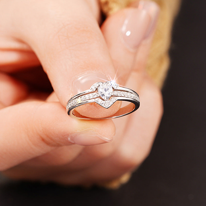 Elegant 925 Sterling Silver Heart Ring with Sparkling Zirconia 1