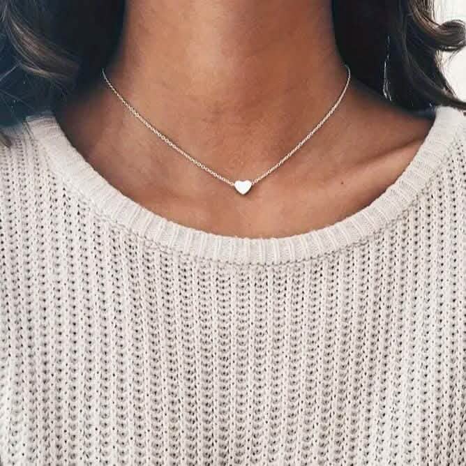 Simple Exquisite Heart-Shaped Pendant Alloy Necklace 1
