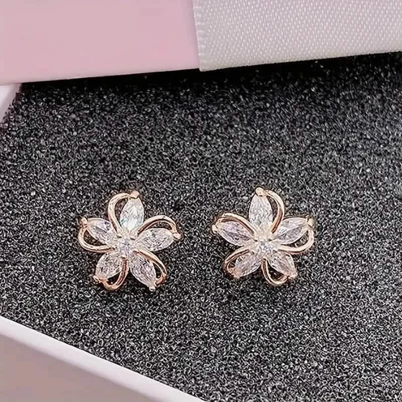 Stylish Zirconia Petal Flower Stud Earrings 6