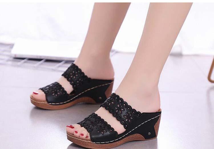 Woman Sandals For Beach Slip On Fashion Sandals Women Thick Bottom Footwear Flat Sandals Soft Leather Vintage Summer Casual Non-Slip Beach Platform Shoes Sandals 16