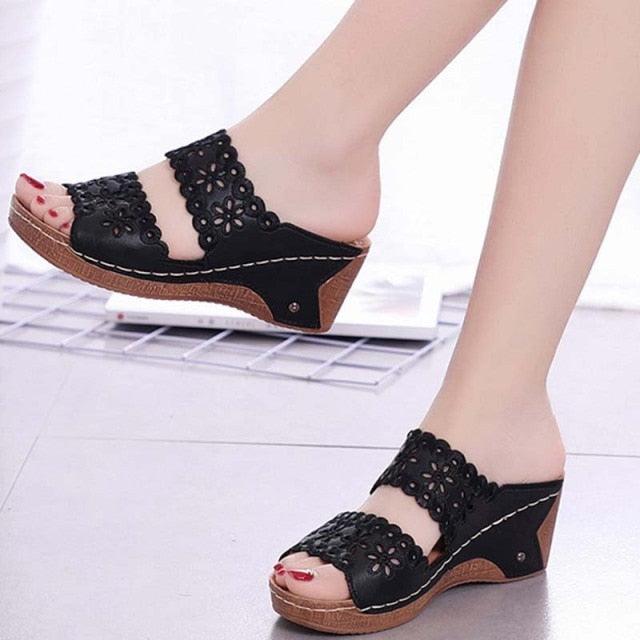 Woman Sandals For Beach Slip On Fashion Sandals Women Thick Bottom Footwear Flat Sandals Soft Leather Vintage Summer Casual Non-Slip Beach Platform Shoes Sandals 10