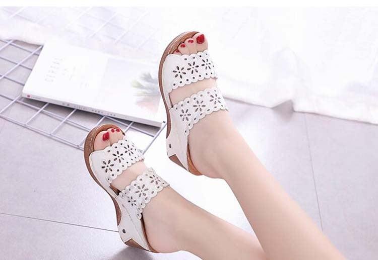 Woman Sandals For Beach Slip On Fashion Sandals Women Thick Bottom Footwear Flat Sandals Soft Leather Vintage Summer Casual Non-Slip Beach Platform Shoes Sandals 7