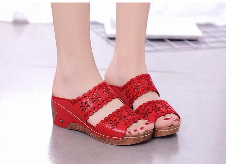 Woman Sandals For Beach Slip On Fashion Sandals Women Thick Bottom Footwear Flat Sandals Soft Leather Vintage Summer Casual Non-Slip Beach Platform Shoes Sandals 24